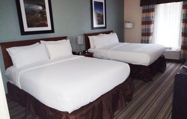 Holiday Inn Express & Suites Salamanca, An Ihg Hotel Екстер'єр фото